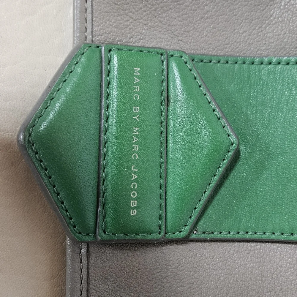 Marc Jacobs bag - Picture 3 of 7